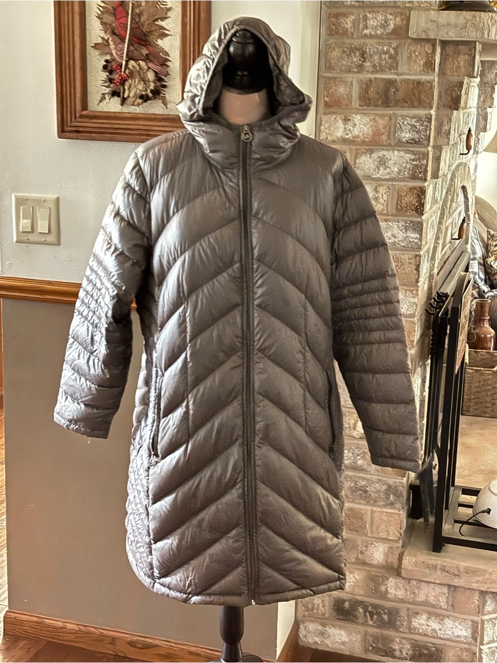 Michael Kors Silver-Gray Hooded Long Puffer Coat